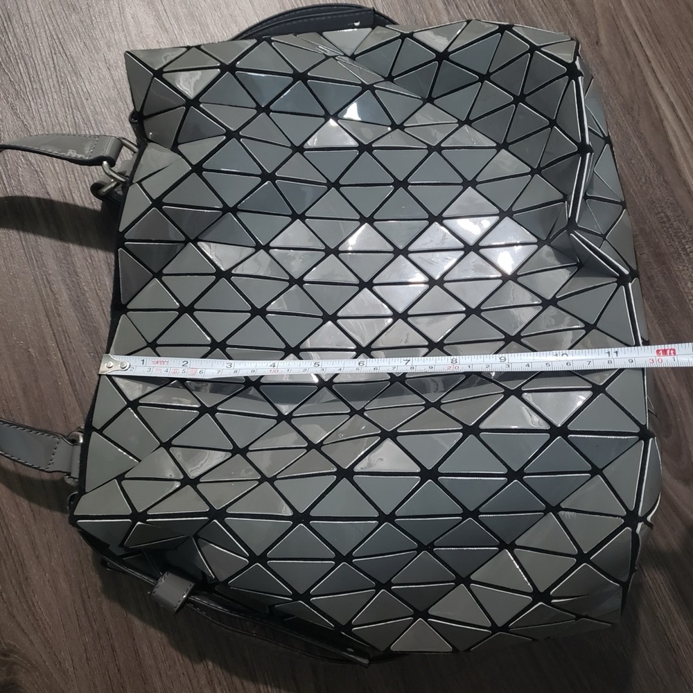 Metallic Geometry Bag - Picture 16 of 16